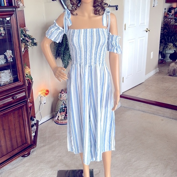 Ocean Drive Jumpsuit 100% Rayon Blue & White Striped Bow Ties Open Shoulder - Picture 15 of 15